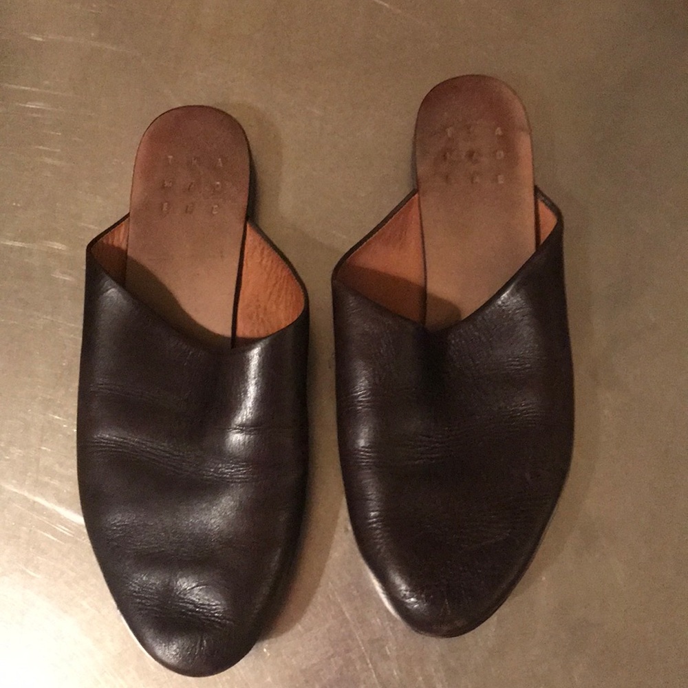Trademark brown leather slides clogs. Worn/resoled